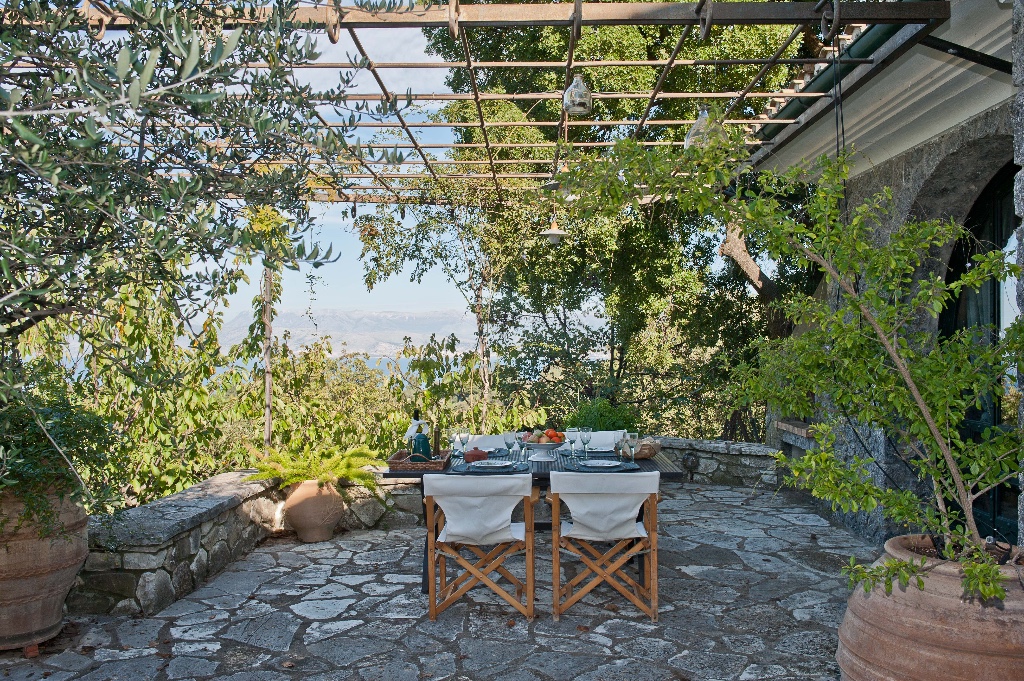 Haus Mit Schonem Meerblick Zu Verkaufen Korfu In Athen