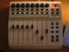 Behringer B-Control BCF2000-WH.