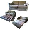 Kleines Sofa mit Schlaffunktion