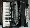 Hochwertiges Professionelles Midi Evolution Akkordeon