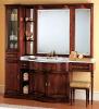 Eleganter Waschtisch mit Schminktisch und Hocker
